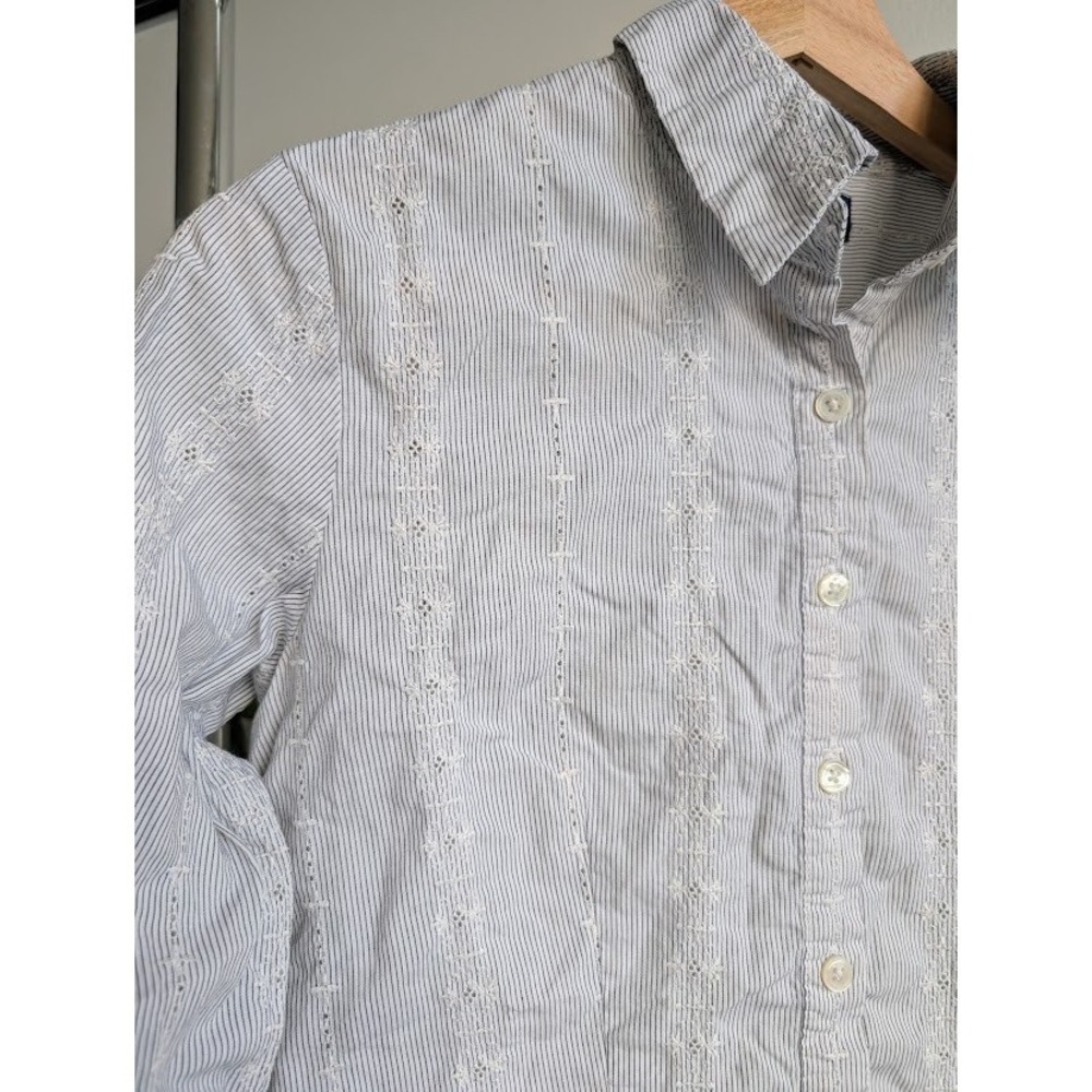 vintage y2k pinstripe button up shirt 4 eyelet embroidery 100% cotton preppy
